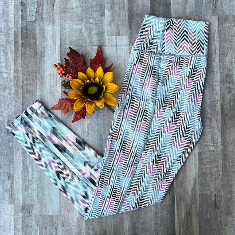 Knockout by Victoria’s Secret Sport legging
